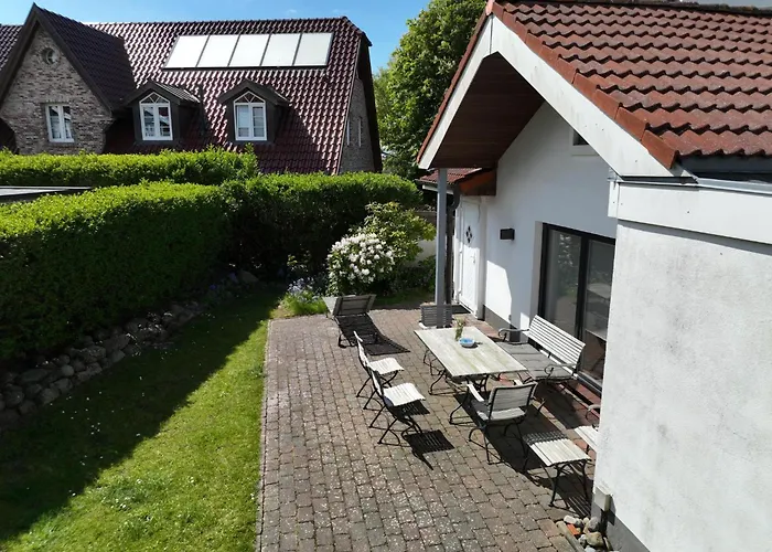 Kampstraße 1