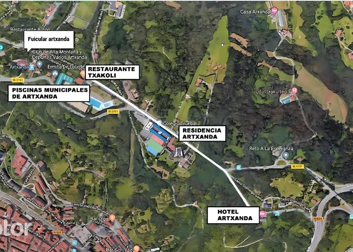 Strandhotel: Hotel Artxanda Bilbao, Parking Gratuito En El Exterior Junto Al Hotel (Adults Only)