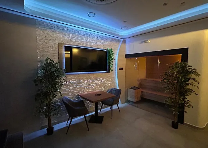 Jacuzzi-Hotel: Me And Spa