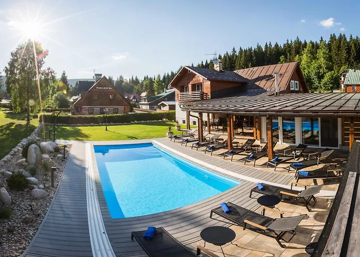 Chalet Schaefer S Vyhrivanym Bazenem Se Slanou Vodou A Saunou