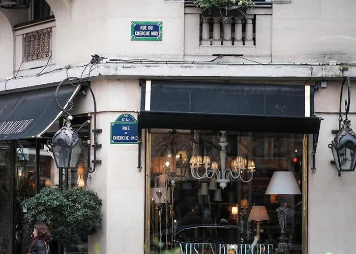 Renovated Apartment Saint-Germain-Des-Pres - Le Bon Marche