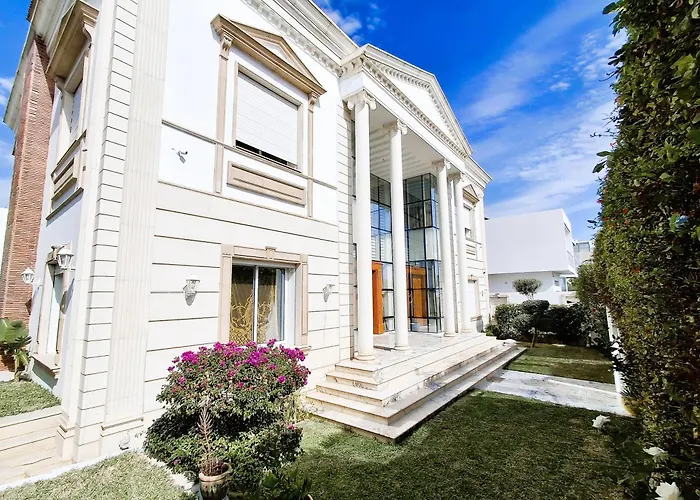 L'Orchidee - Suites De Luxe Avec Piscine Chauffee Et Vue Sur Le Lac De Tunis