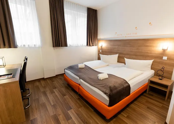 Hotel Am Orange Und Apartments