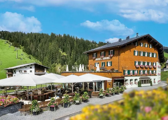 Krone Von Lech - Romantikhotel - Luxushotel In Bester Lage