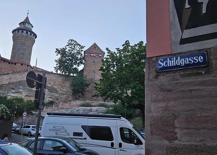 Hotel mit Aussicht: Burghotel - Das Original