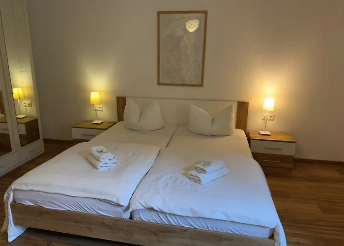 3-Sterne-Hotel: Hotel Zur schönen Aussicht