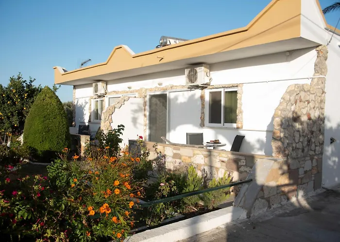 Nikos Studios