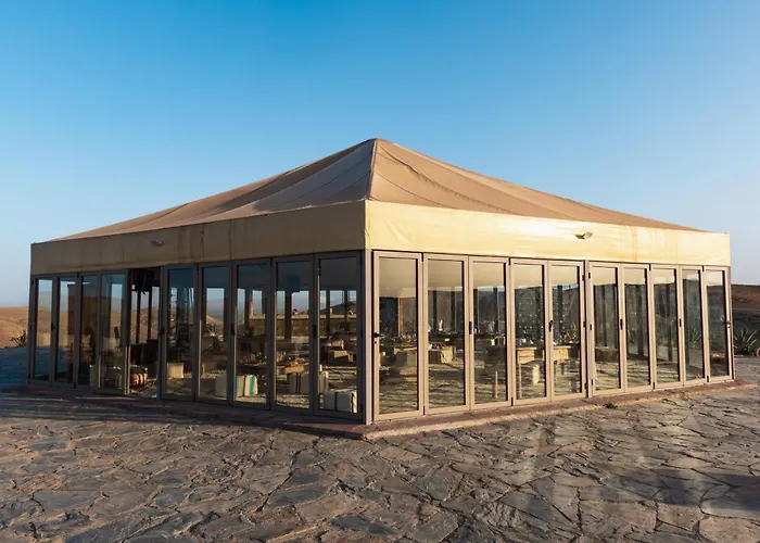 Villa mit Pool: The White Camel Camp - Agafay Desert Activities