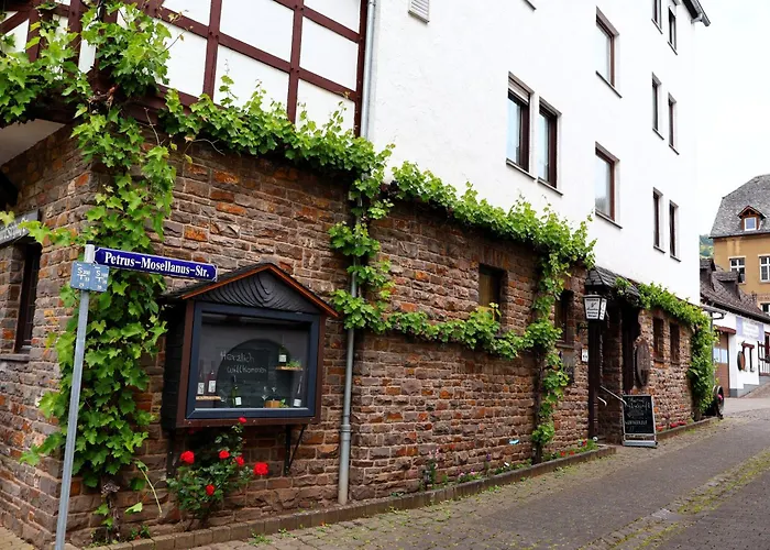 Weinhaus Hirschen Bruttig