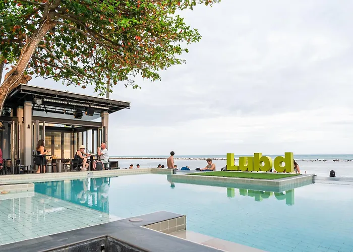 Lub D Koh Samui Chaweng Beach - Beachfront & Vibrant Social Vibe