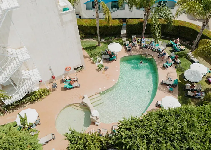  Velamar Boutique - Adults Friendly