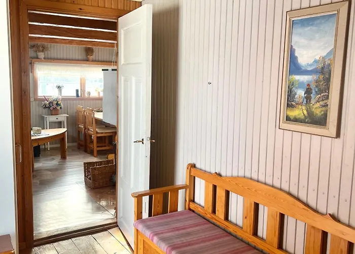 Vintage Cabin - Sauna, Grill, Rural, Close To Lake & Snowmobile Trails, Skiing