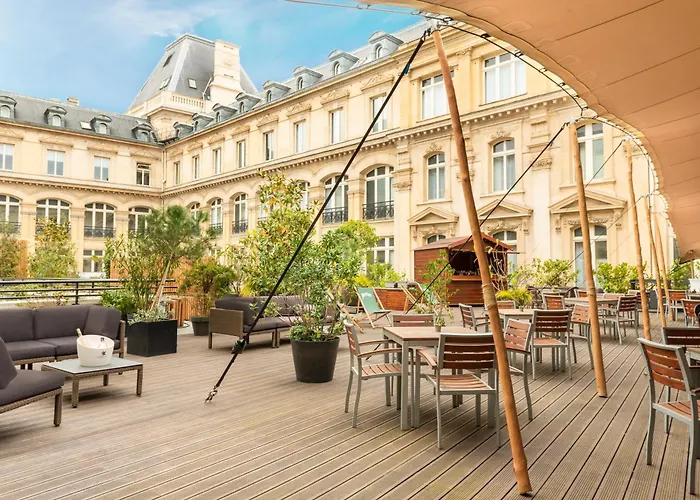 Familienhotels Crowne Plaza Paris - Republique By Ihg