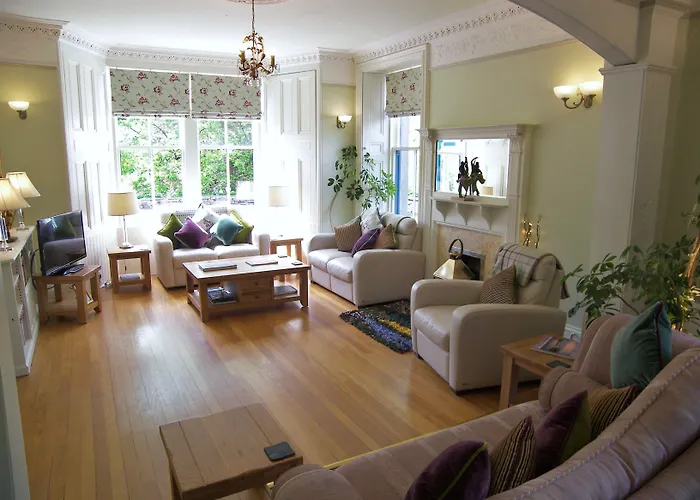 Rosemount Hotel