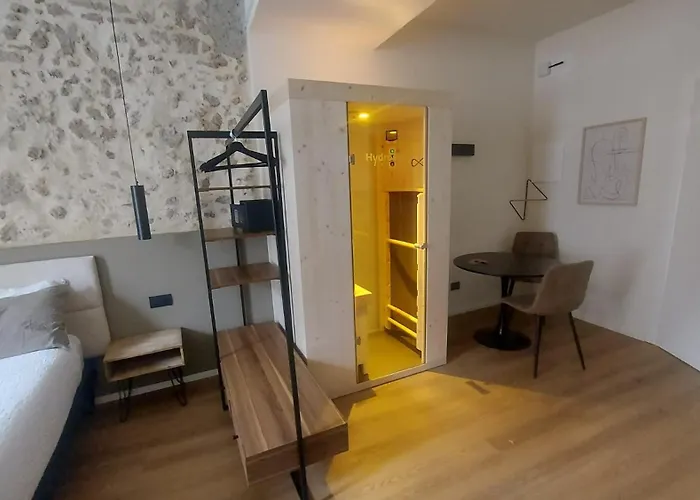 The Place - Only Self Check-In - No Reception