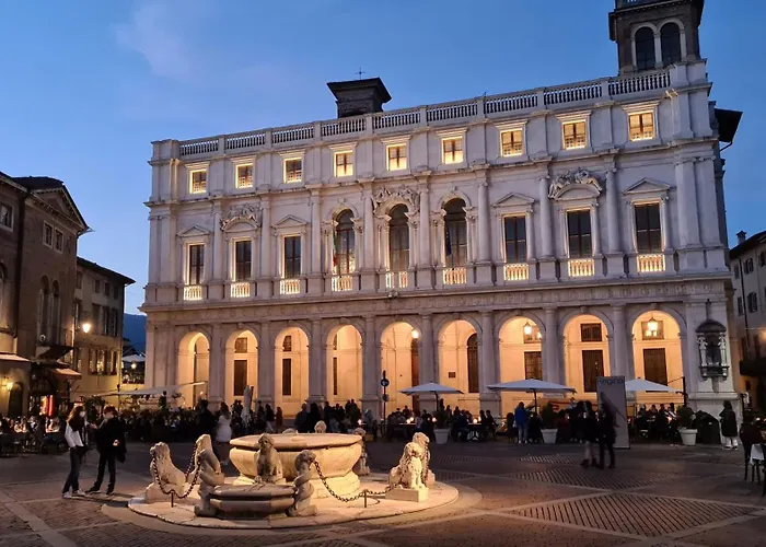 Familienhotels Piazza Vecchia