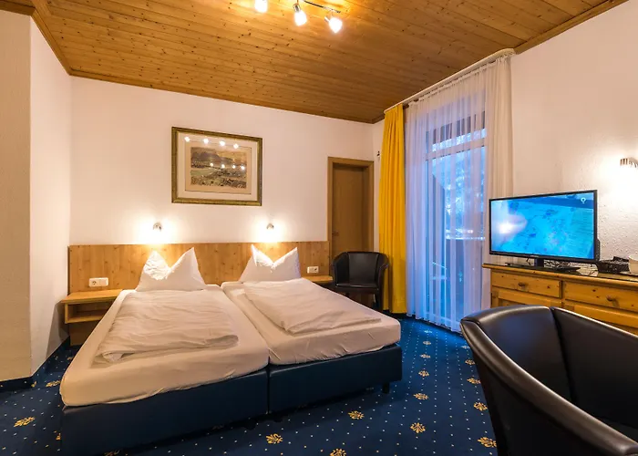3-Sterne-Hotel: Hotel garni Almenrausch und Edelweiss