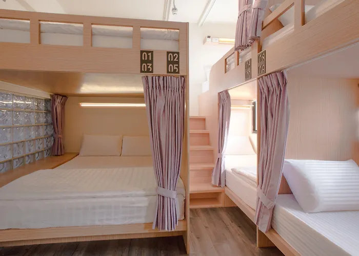 Fun Inn Taipei Hostel