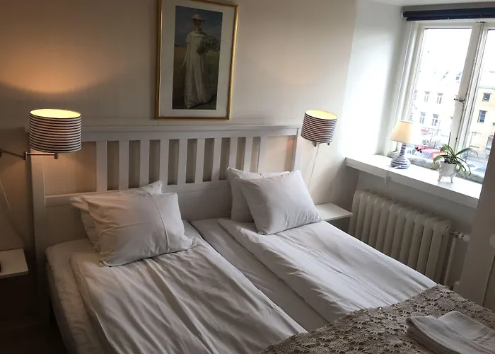 Lilla Hotellet Bed & Breakfast I Alingsas