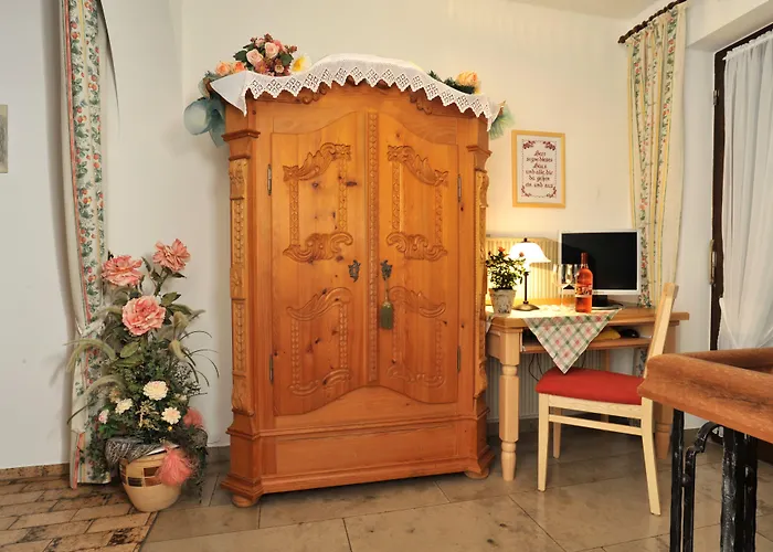 3-Sterne-Hotel: Gästehaus Flora