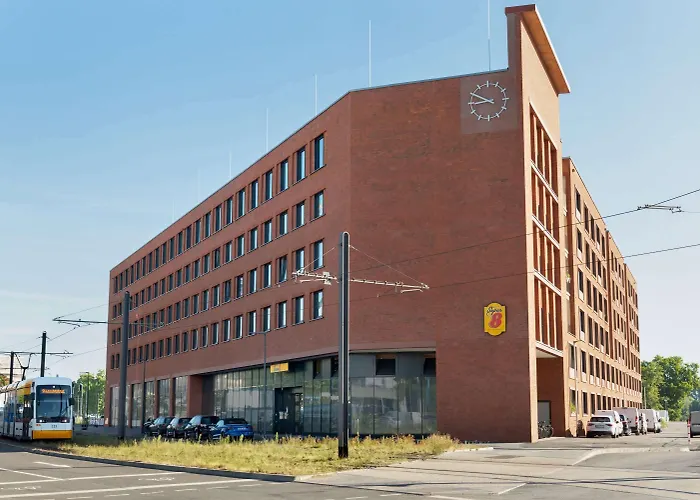 Super 8 By Wyndham Zollhafen
