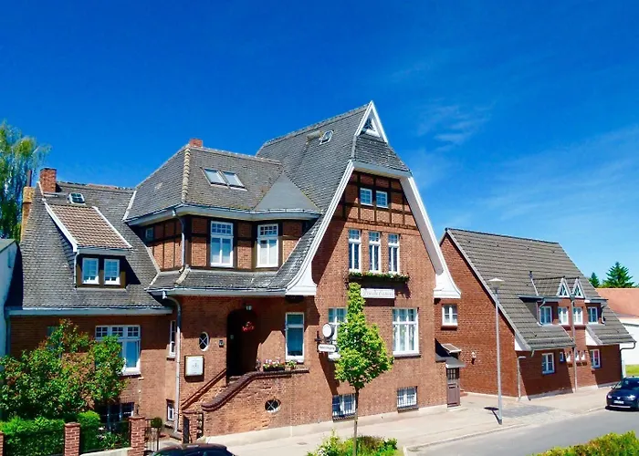 & Pension Villa Camenz
