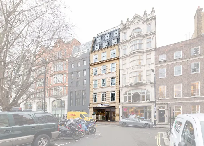  Golden Square