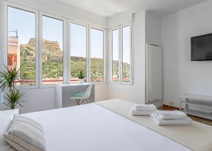 Casa Mila Sv19 Guesthouse