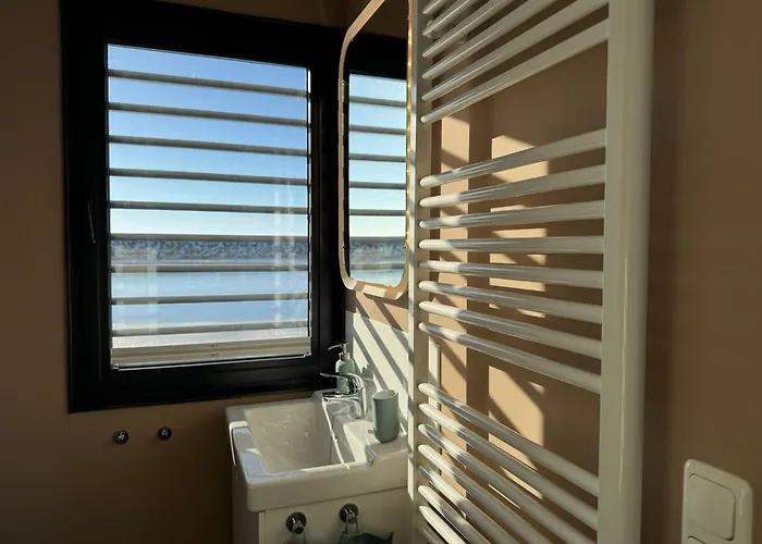 Ferienhaus: FLOATING 44 in Boltenhagen - Boot 8