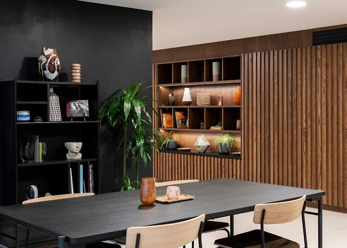 Aparthotel: Cove Landmark Pinnacle