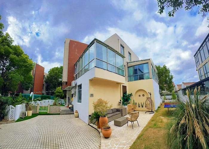 Villa Near Shanghai Disneyland Perfect For Vacation And Party