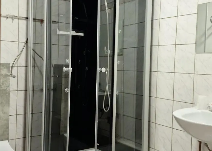 Apartment mit 4 Schlafzimmer by Pension Pale Bach