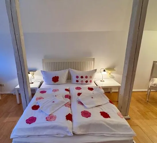 Gutshaus Krimvitz kleines Doppelzimmer im Obergeschoss inklusive Frühstück