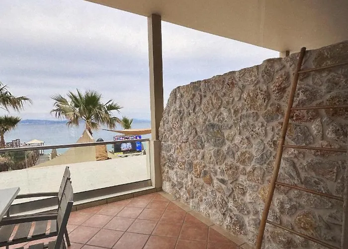 Jacksons Sea View Living