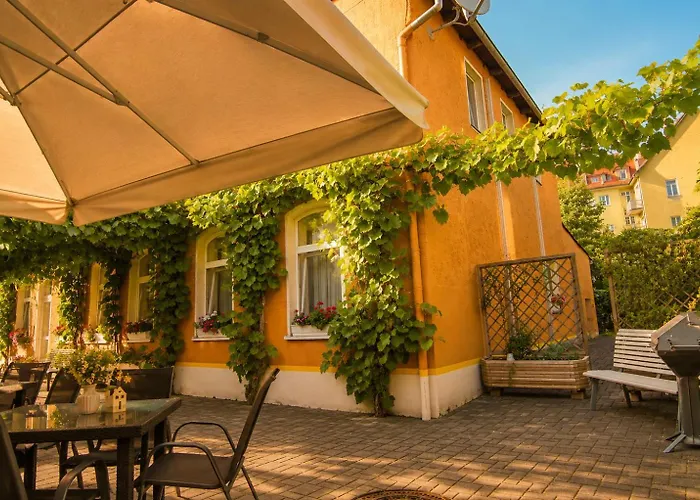 An der Porzellan-Manufaktur Pension
