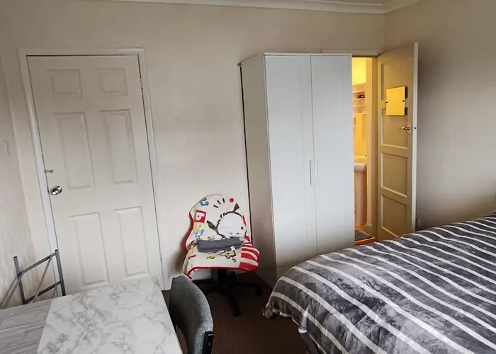 Self Catering And Ensuite Rooms In South Lancaster