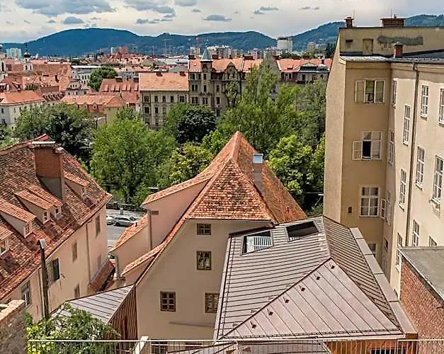  Kai 36 - Zwischen Fels Und Fluss