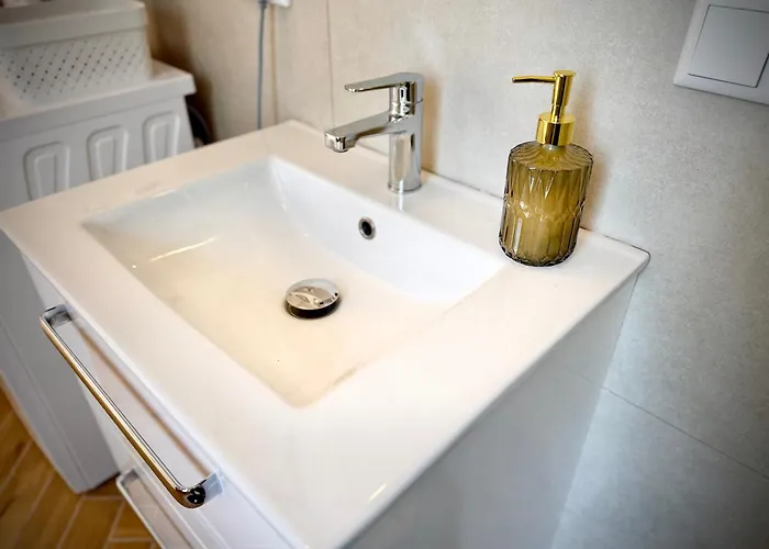 Zi 6 Zentral und modern Zimmer im Herzen Oldenburgs
