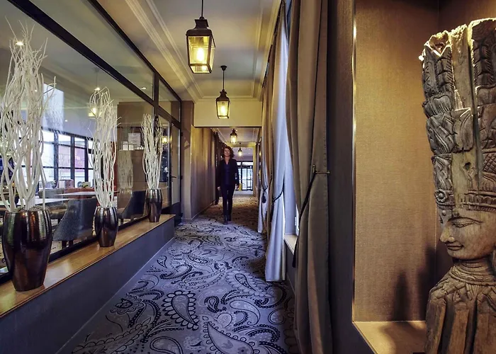  Mercure Tour Eiffel Grenelle