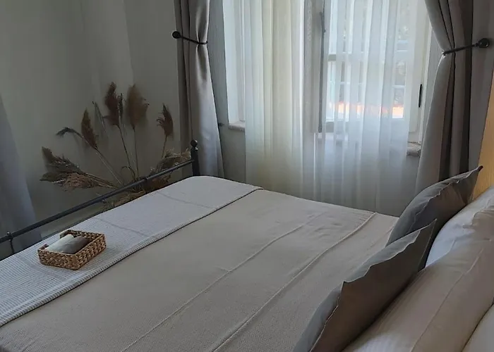 Lunaria Guest House