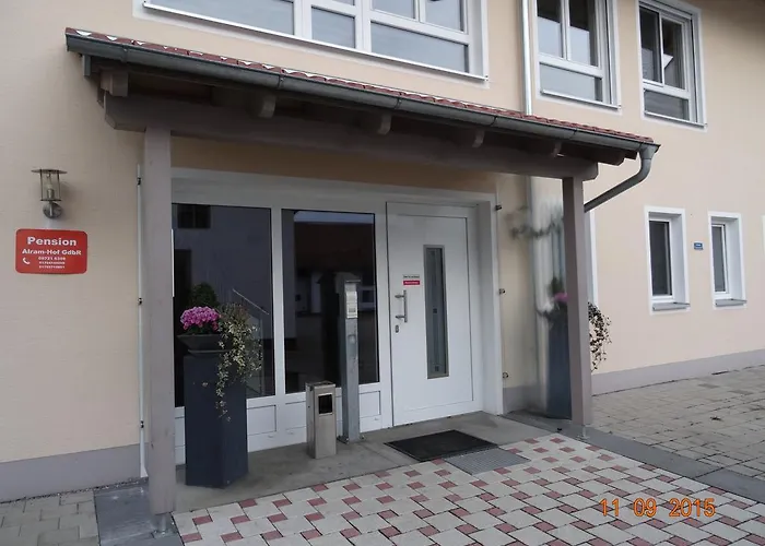 Pension Alram Hof