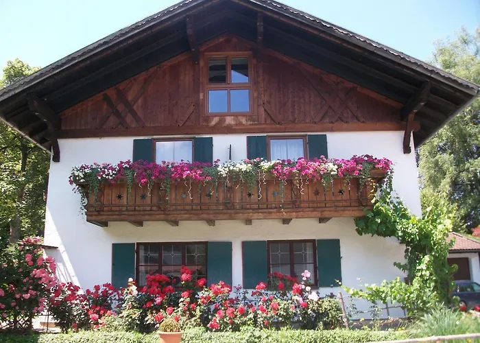 Ferienvermietung: Haus Alpenrose
