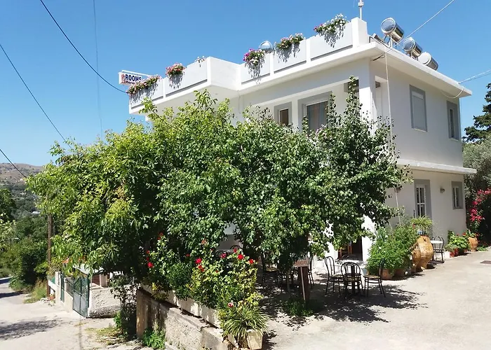 Heracles Hotel