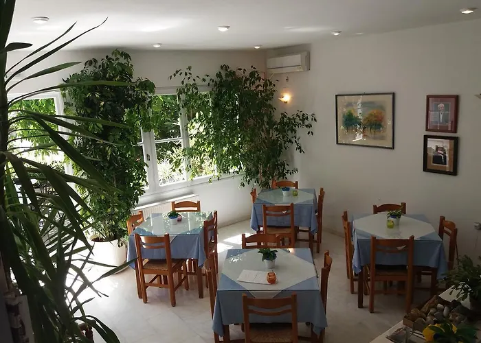 Heracles Hotel