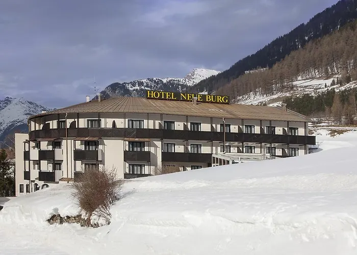 Hotel mit Pool: Hotel Neue Burg