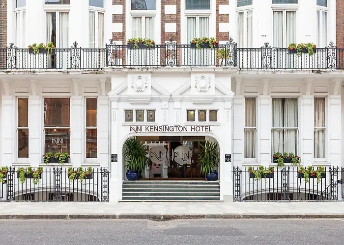 Avni Kensington Hotel