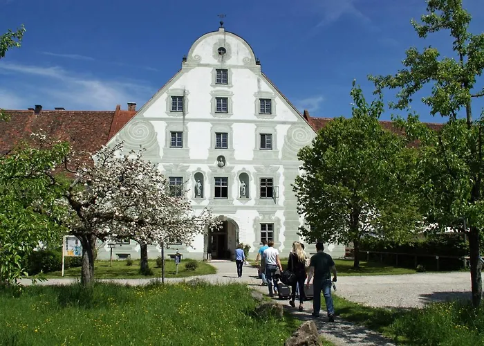 Gäste- und Tagungszentrum im Don Bosco Kloster Benediktbeuern